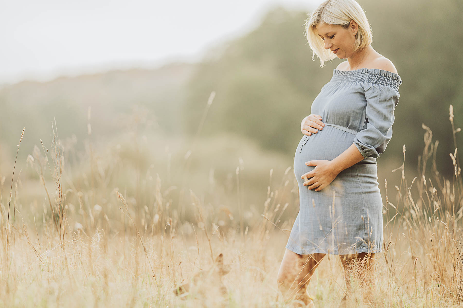 Fotoshooting Babybauch - Schwangerschaft -Outdoor Fotoshooting