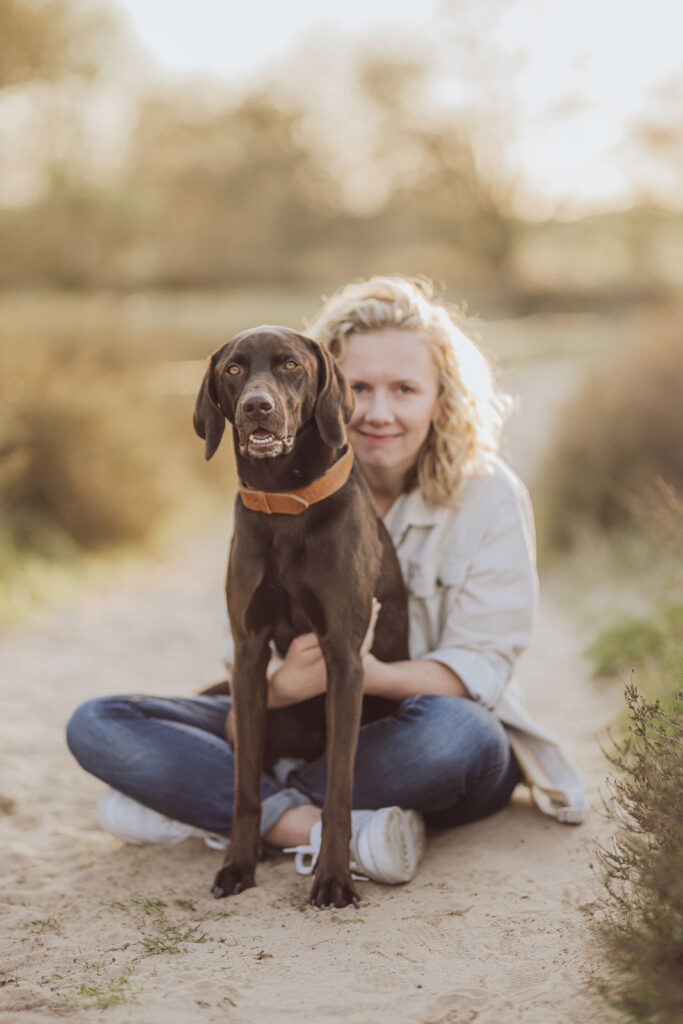 Fotoshooting mit Hund in den Boberger Dünen bei Hamburg