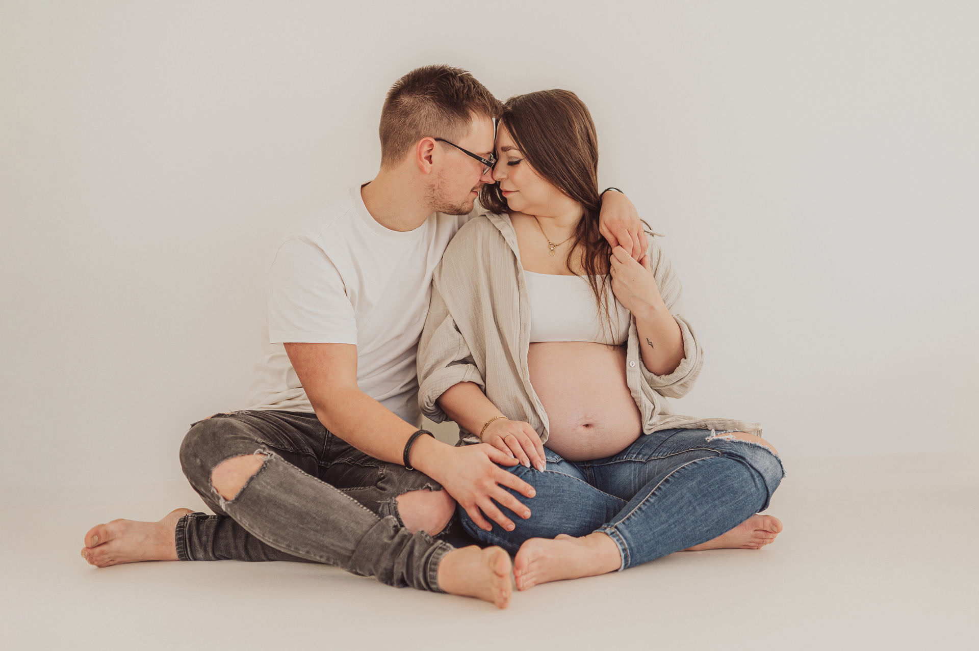 Fotostudio Rostock für Babybauch und Neugeborene