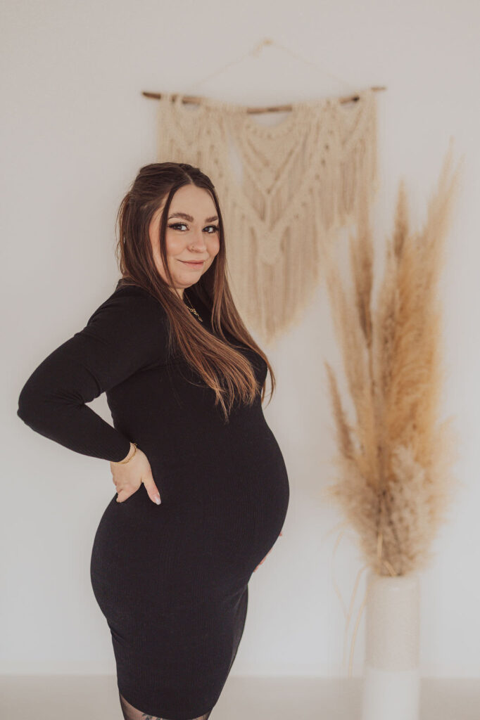 Fotostudio Rostock für Babybauch und Neugeborene