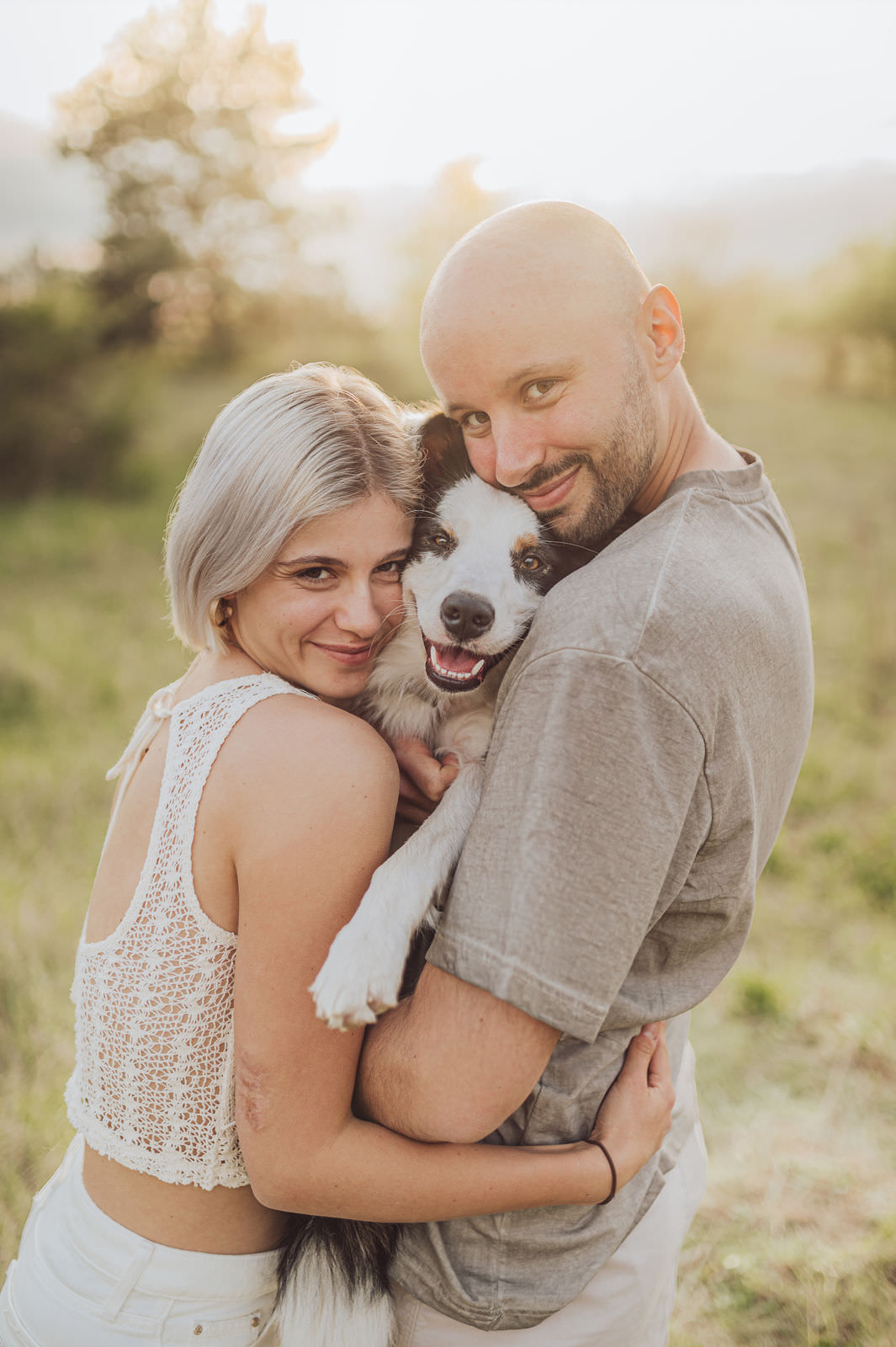 Hund und Mensch innig vereint – Shila, Santana und Kevin bei ihrem Shooting