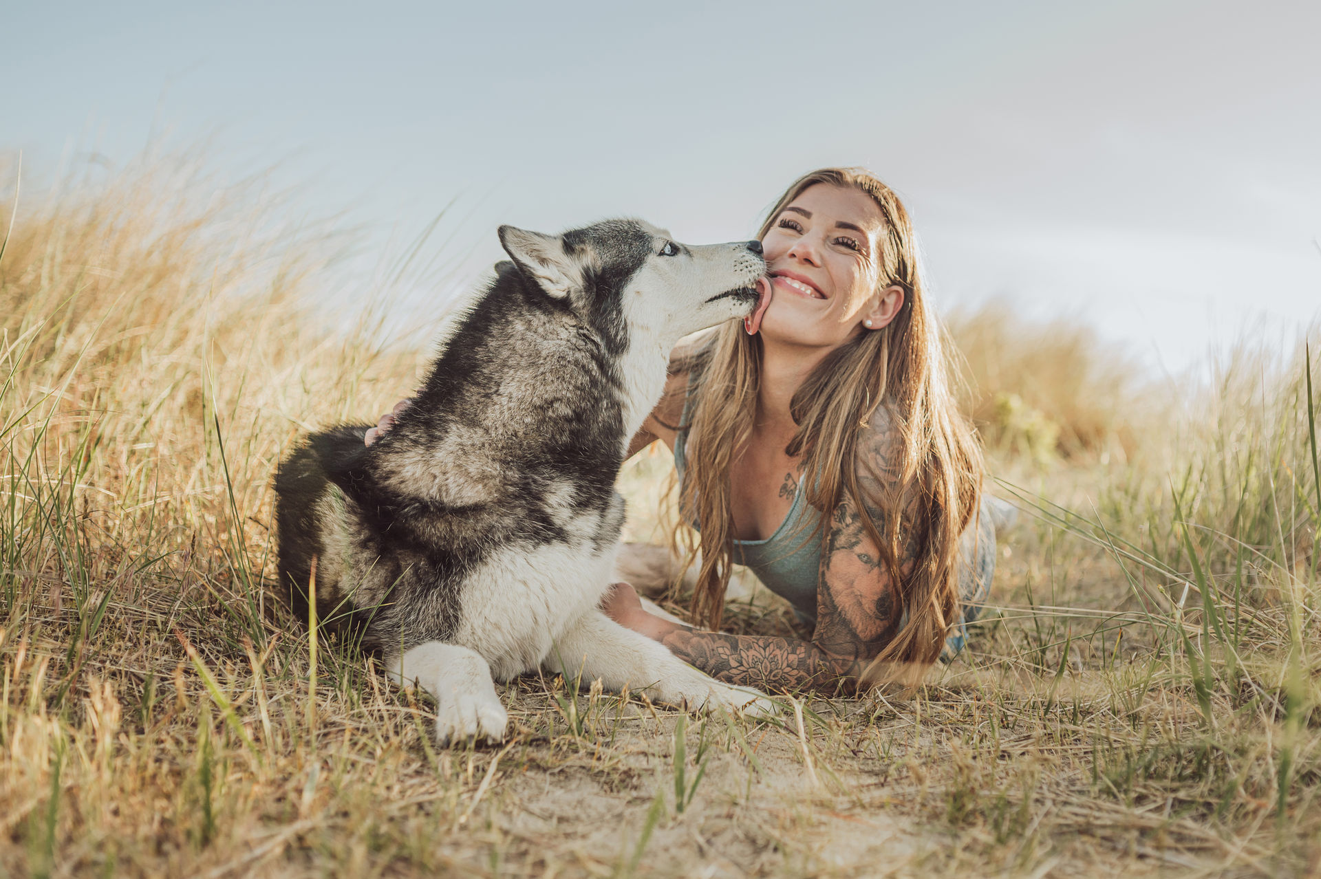 Fotoshooting-mit-Hund-Kiel-Hundefotografie-Laboe-Tierfotograf-25 Bewegung & Bindung – emotionale Hundefotografie in Schleswig-Holstein